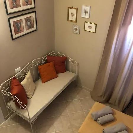 All'archetto Del Terz'ordine Assisi